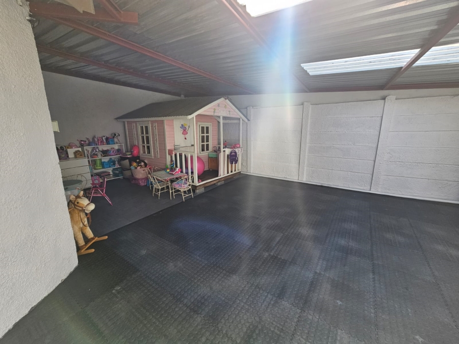 4 Bedroom Property for Sale in Sasolburg Ext 11 Free State